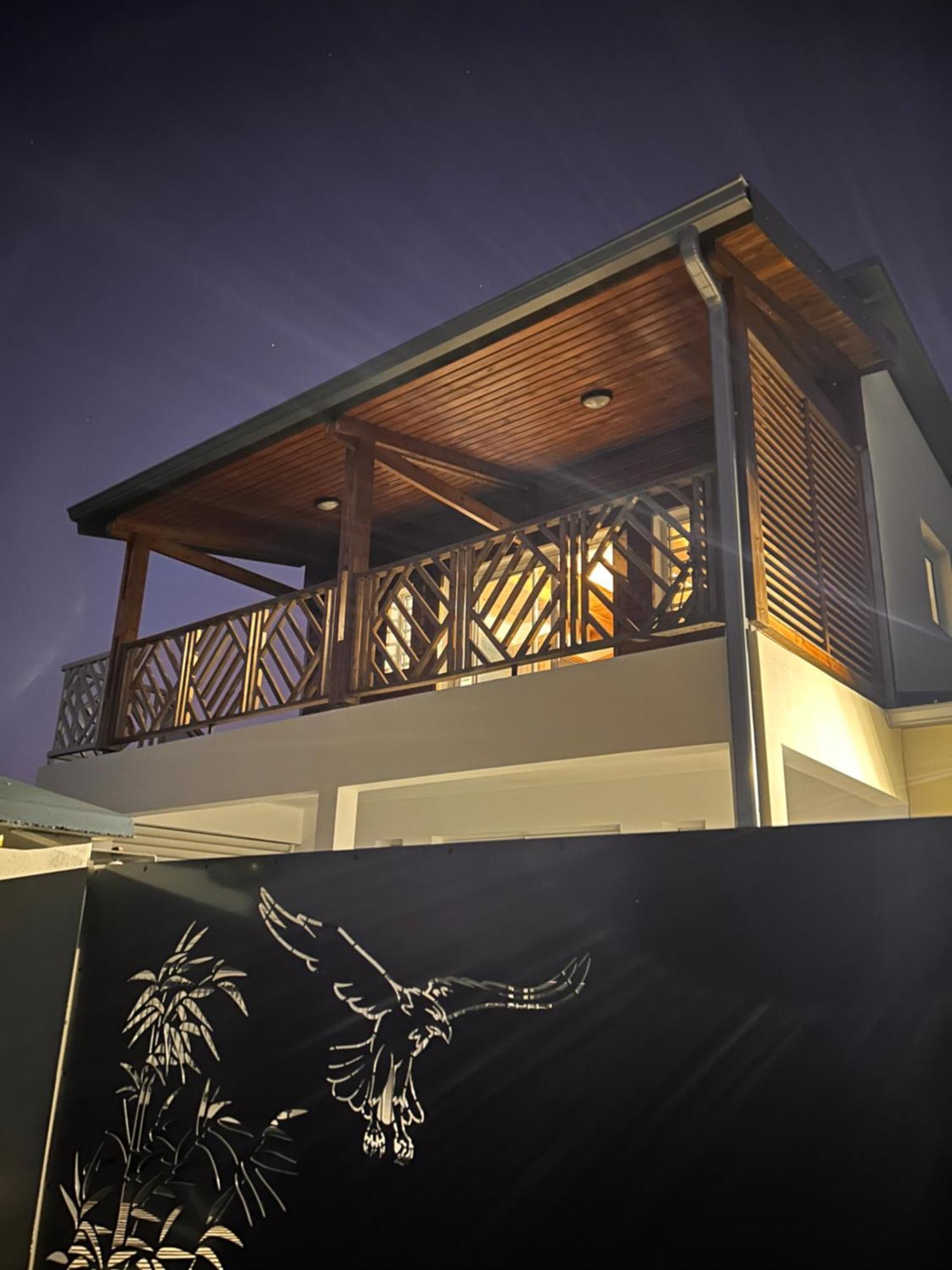 Logement Emeraude Sainte-Rose Esterno foto